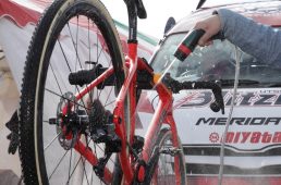 プロ直伝！ 洗浄機を使った洗車のコツ