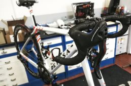 カンパニョーロ・スーパーレコードEPS12速を試乗！