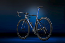 ピナレロ・ドグマがF12へモデルチェンジ