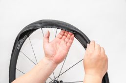 【URL保存版】プロが教える！失敗しないタイヤ＆チューブ交換のコツ