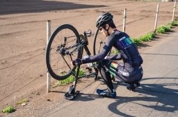 安全・確実・迅速に路上パンク修理する方法