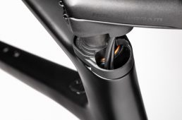 名車エボが衝撃のモデルチェンジ