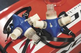 人と機材の両面から日本を強くする　アンカーの秘密を解き明かせ