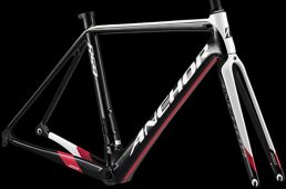 人と機材の両面から日本を強くする　アンカーの秘密を解き明かせ