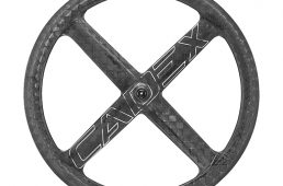 ハイパフォーマンス・コンポーネントブランド「CADEX」誕生