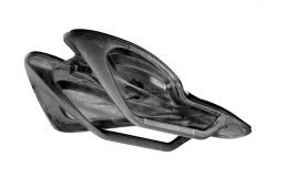 ハイパフォーマンス・コンポーネントブランド「CADEX」誕生