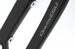 OnebyESU「OBS-RBD1.25TH」ディスクロードバイクのカーボンフォーク