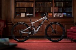 スペシャライズドのオールマウンテンバイク「エンデューロ」がフルモデルチェンジ