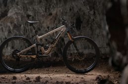 スペシャライズドのオールマウンテンバイク「エンデューロ」がフルモデルチェンジ