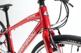 コラテックの日本オリジナルクロスバイク「シェイプ」2020モデル登場