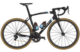 エディメルクス「525」フレームセット AG2Rチームカラー