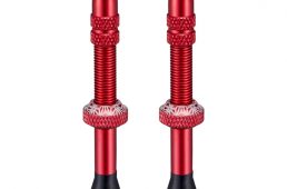 スパカズのショートノーズサドル、チューブレス用バルブ、バルブキャップ、CO2インフレーター