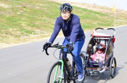 バーレー自転車用ベビーカーが「キッズデザイン賞」を受賞