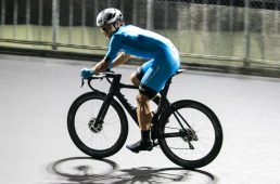 バンクリーグ第二戦松阪ラウンド、ブリヂストンが接戦を制す