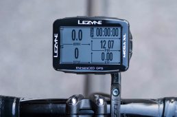 ライドのロギングデビューはレザインのGPSシリーズで