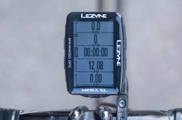 ライドのロギングデビューはレザインのGPSシリーズで