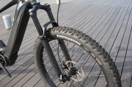 新コンポ「カデックス」などが一挙公開！ジャイアント2020モデル発表会レポート