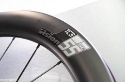 【ユーロバイク速報】ヴィジョンの新作は、ミドルグレードホイールとTT用