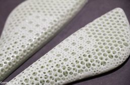 【ユーロバイク速報】フィジーク　3Dプリント技術で作ったサドルフォーム