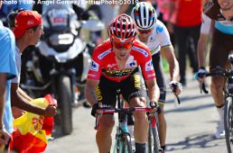 頂上ゴールのブエルタ・ア・エスパーニャ2019第15ステージでクースが区間初優勝