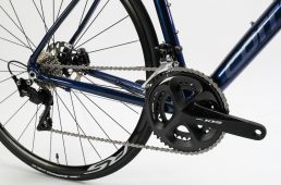 コラテックのアルミロード「ドロミテ」にディスクブレーキモデルが登場