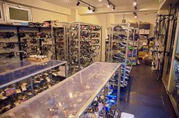 ビチアモーレ御徒町店＜USEDパーツ専門店＞がオープン！