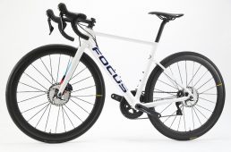 フォーカス・イザルコマックス ディスク8