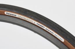 パナレーサー・グラベルインプレ