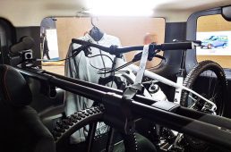 日産NV350キャラバンブラックギアコンセプト