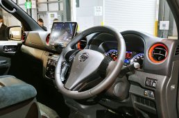 日産NV350キャラバンブラックギアコンセプト