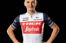 トレック・セガフレード2020チームジャージ