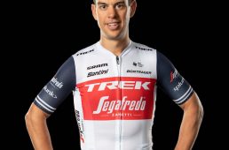 トレック・セガフレード2020チームジャージ