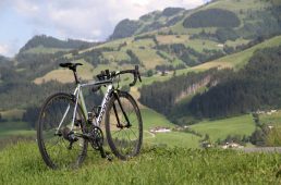 安井キャノンデール・スーパーシックスエボハイモッド3