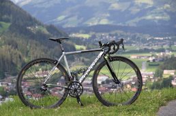 安井キャノンデール・スーパーシックスエボハイモッド6