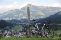 安井キャノンデール・スーパーシックスエボハイモッド7