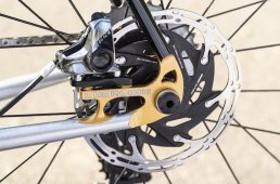 ケルビム・チェントレーサー