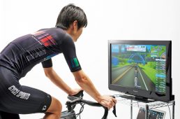 ZWIFTをPC+大画面テレビでプレイするスタイル