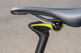 浅野ルーベエリート