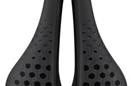 ディメンショントライ