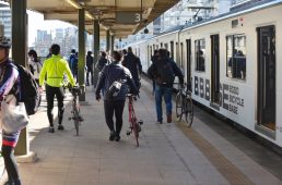 BBBASE両国駅ホーム2