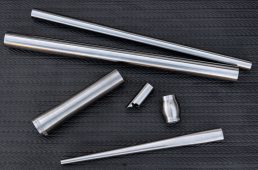 コロンブスが100周年、限定チューブセット販売