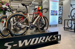 ラビットストリート神戸店