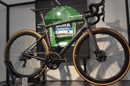 ラビットストリート神戸店