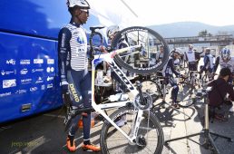 NIPPO・デルコ・ワンプロヴァンス