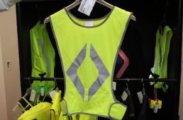 アローホェア・軽量ベスト