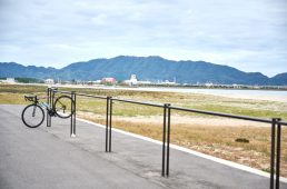 弓ヶ浜サイクリングコースのサイクルラック