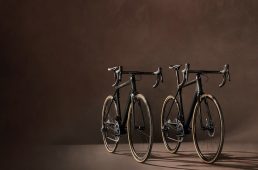 キャニオン・アルティメット CF EVO