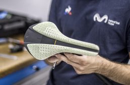 フィジーク・アンタレス ヴァーサス エボ 00 アダプティブ