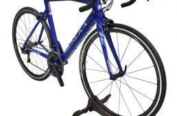 ミノウラ・ウッドスタンド