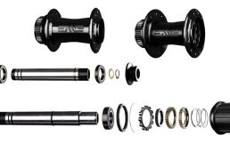 エンヴィ ファンデーション